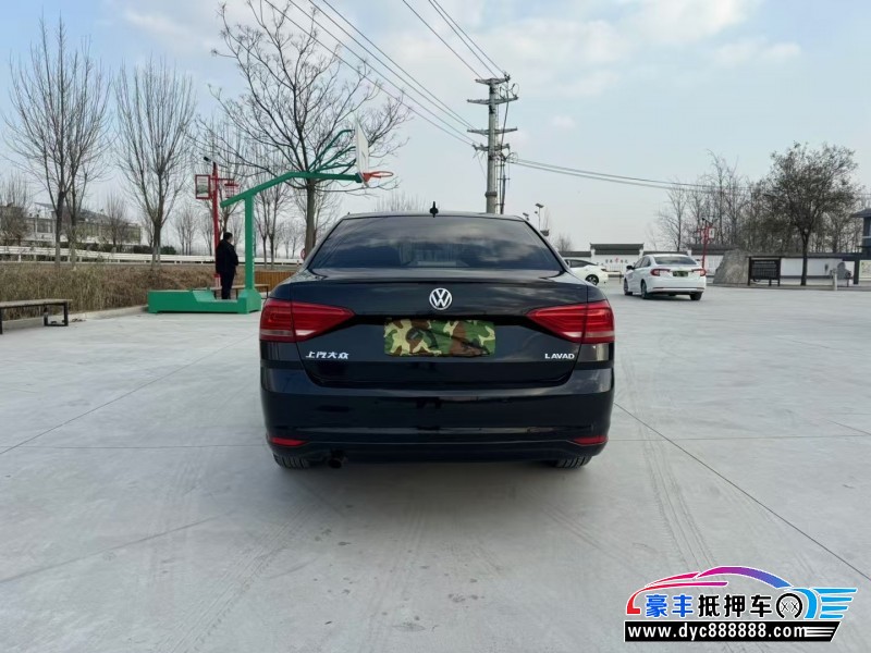 17年大众朗逸轿车抵押车出售