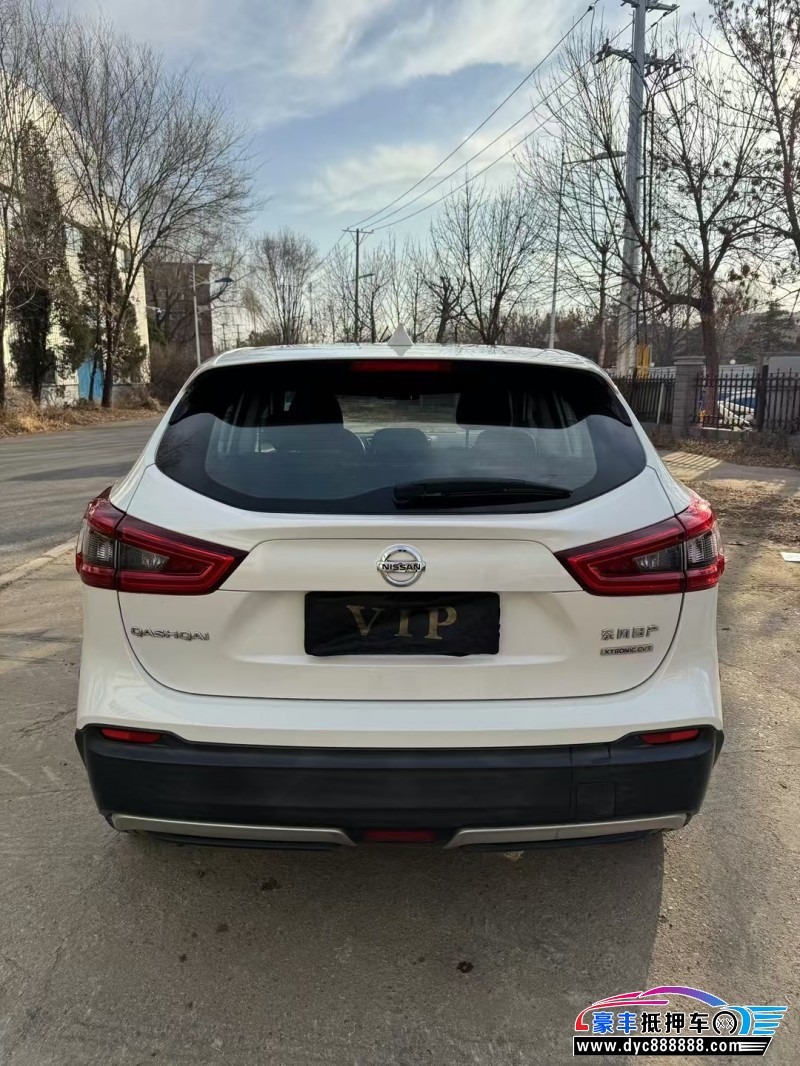 20年日产逍客轿车抵押车出售