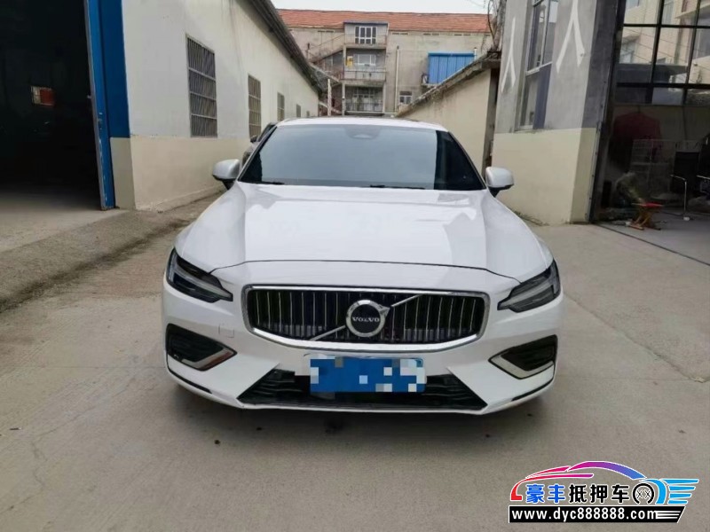 24年沃尔沃S60轿车抵押车出售