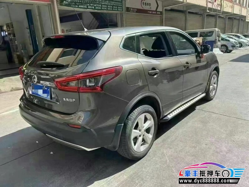 22年日产逍客轿车抵押车出售