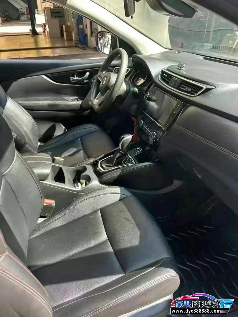 22年日产逍客轿车抵押车出售