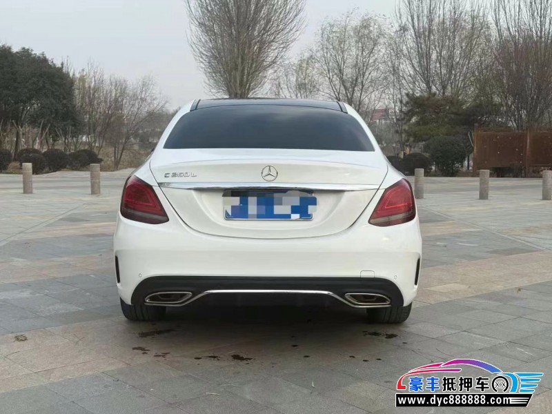 19年奔驰C轿车抵押车出售