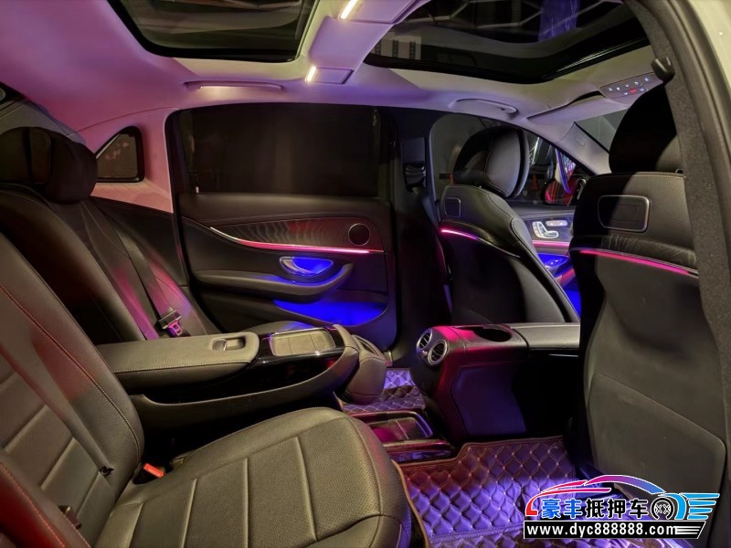 18年奔驰E轿车抵押车出售