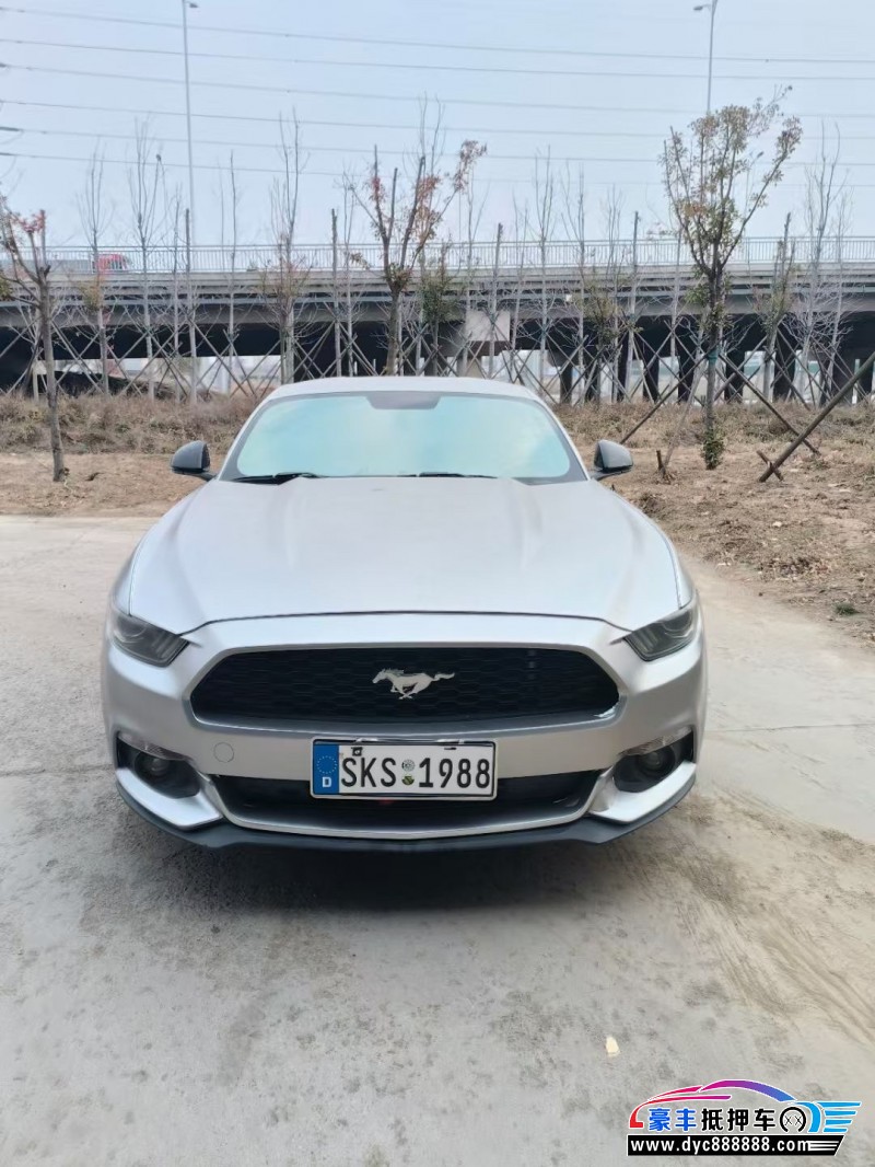 18年福特野马轿车抵押车出售