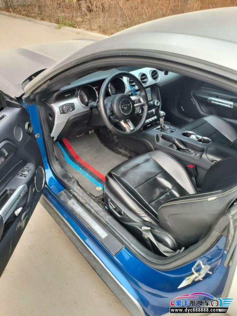 18年福特野马轿车抵押车出售