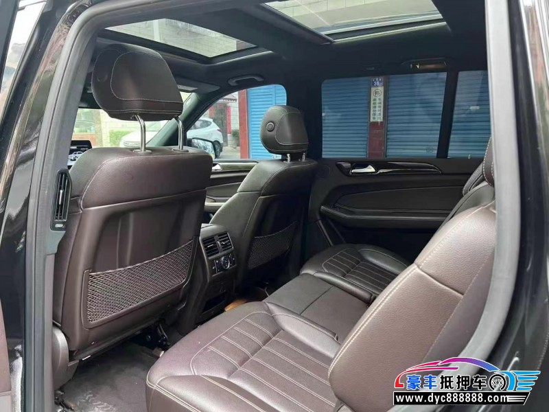 18年奔驰GLS轿车抵押车出售