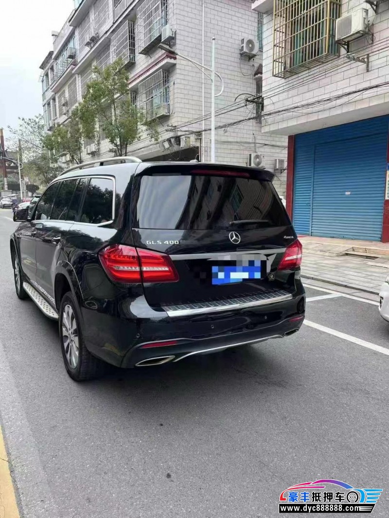18年奔驰GLS轿车抵押车出售