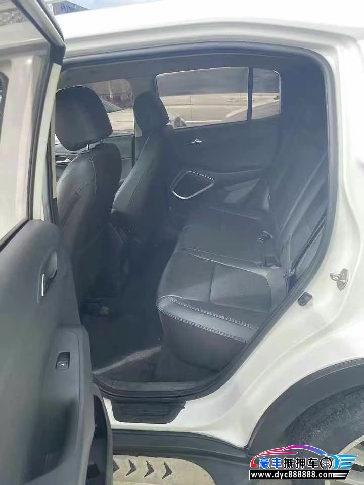 18年现代ix35轿车抵押车出售