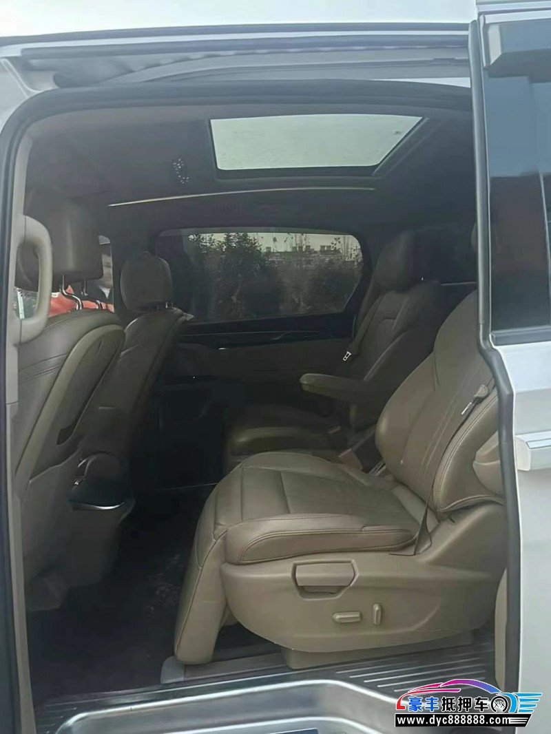 17年别克GL8MPV抵押车出售