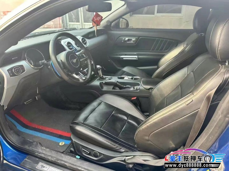 18年福特野马轿车抵押车出售