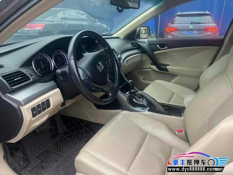 10年本田思铂睿轿车抵押车出售