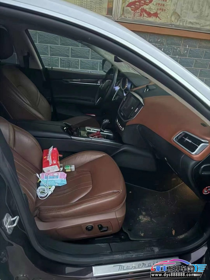 15年玛莎拉蒂Ghibli轿车抵押车出售