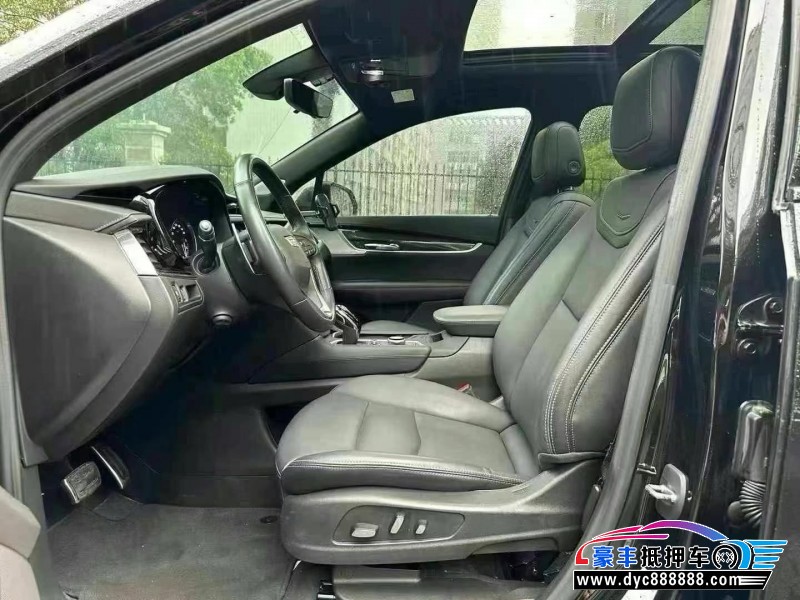 22年凯迪拉克xt6轿车抵押车出售