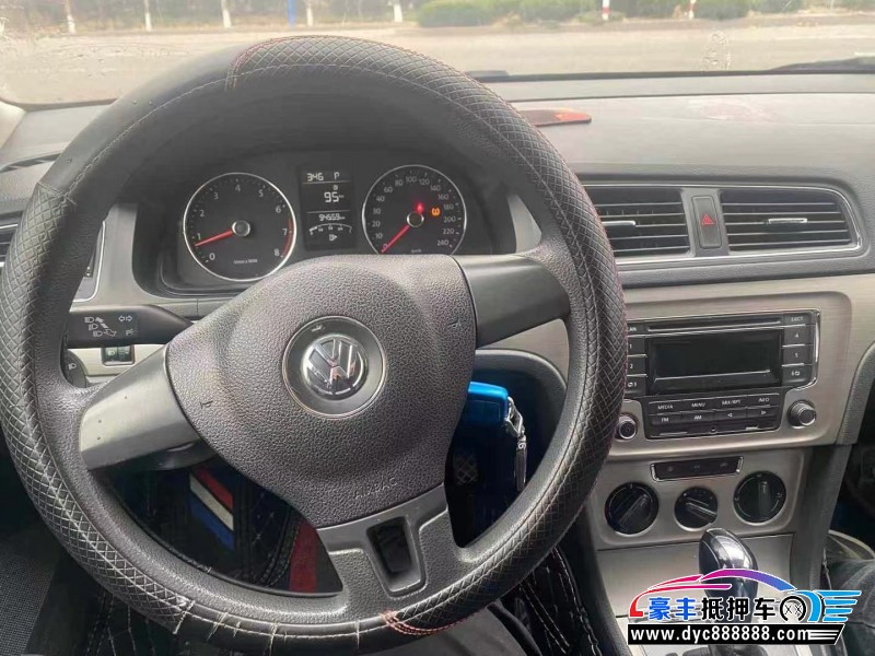 14年大众朗逸轿车抵押车出售