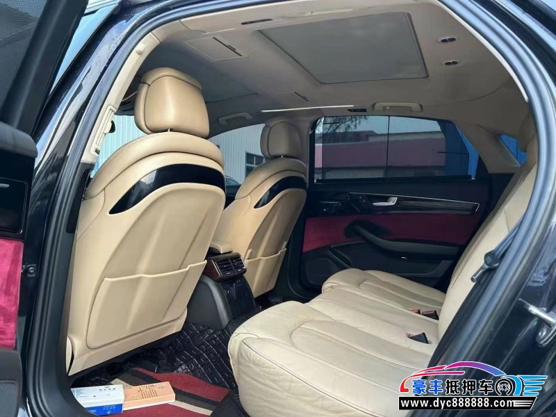 12年奥迪A8L轿车抵押车出售