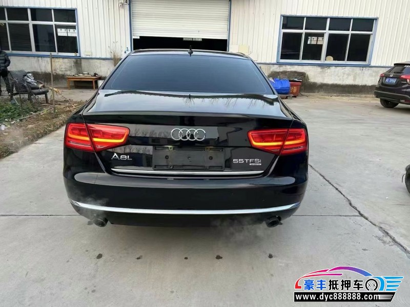 12年奥迪A8L轿车抵押车出售
