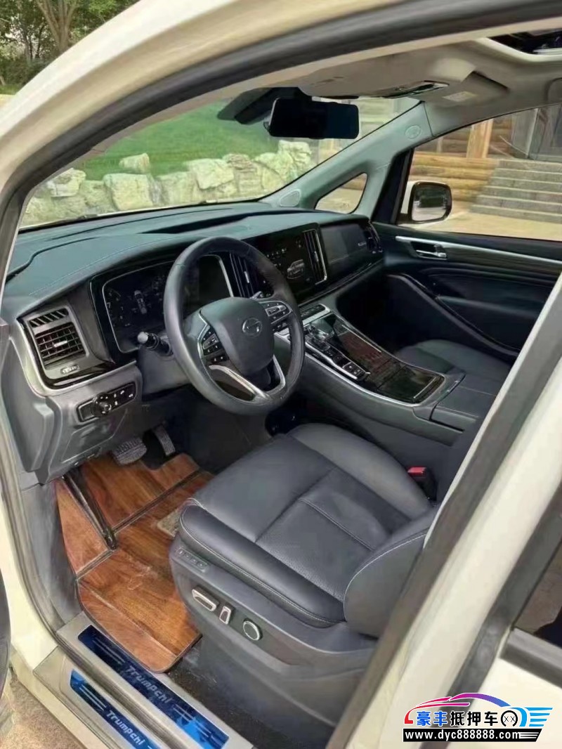 22年传祺M8轿车抵押车出售