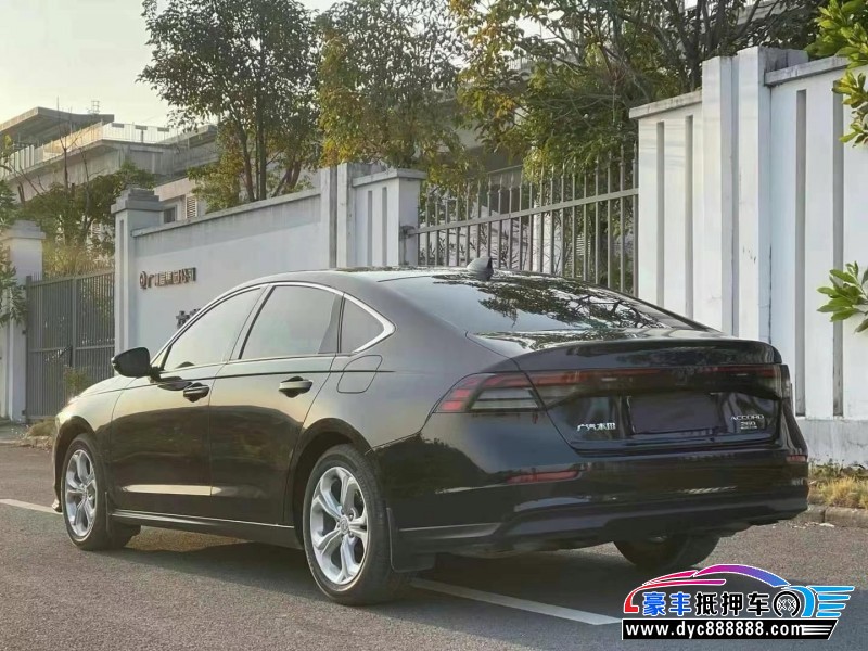 24年本田雅阁轿车抵押车出售