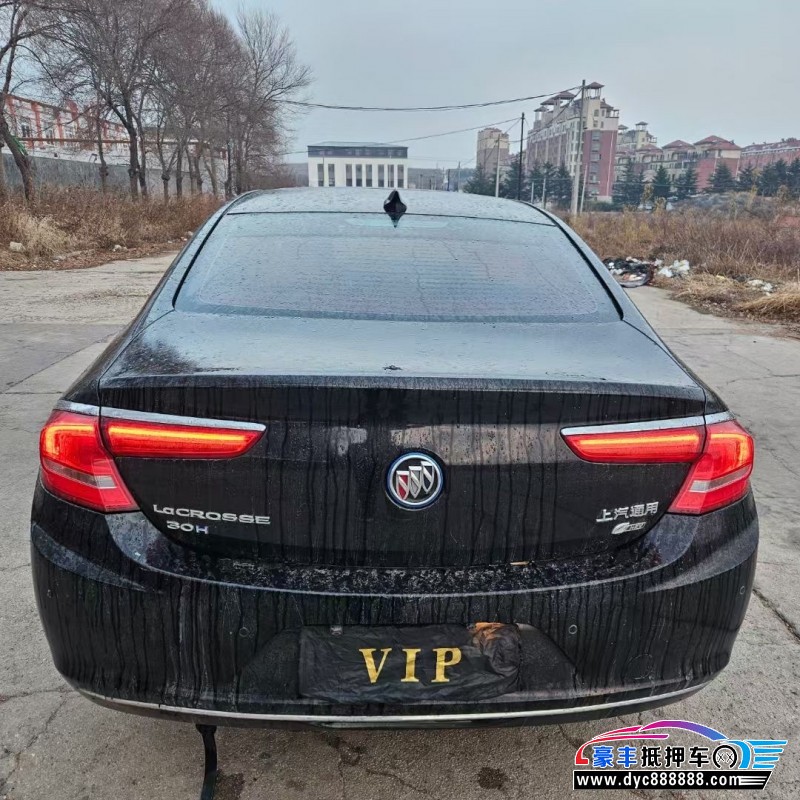 18年别克君越轿车抵押车出售