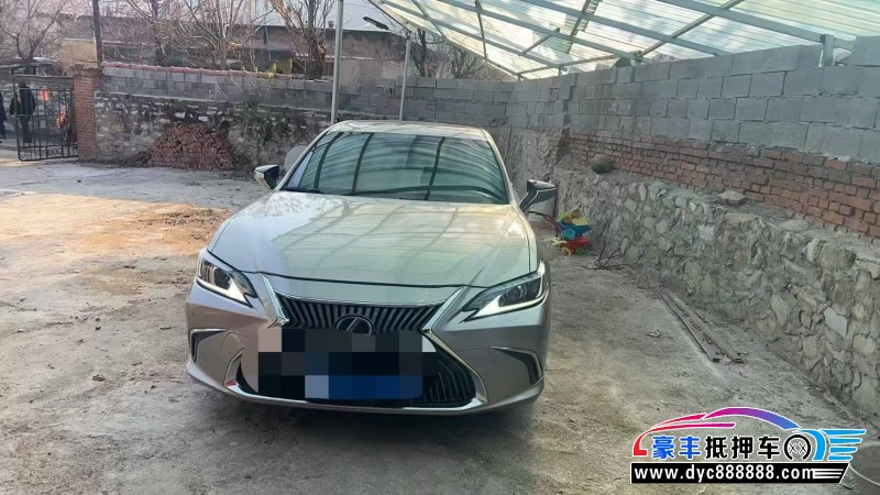 21年雷克萨斯ES轿车抵押车出售