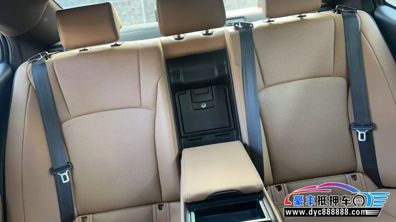 21年雷克萨斯ES轿车抵押车出售