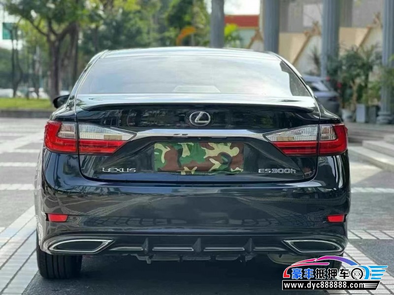 18年雷克萨斯ES轿车抵押车出售