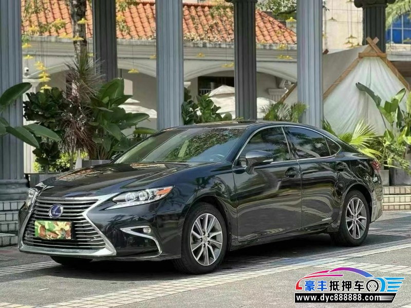18年雷克萨斯ES轿车抵押车出售