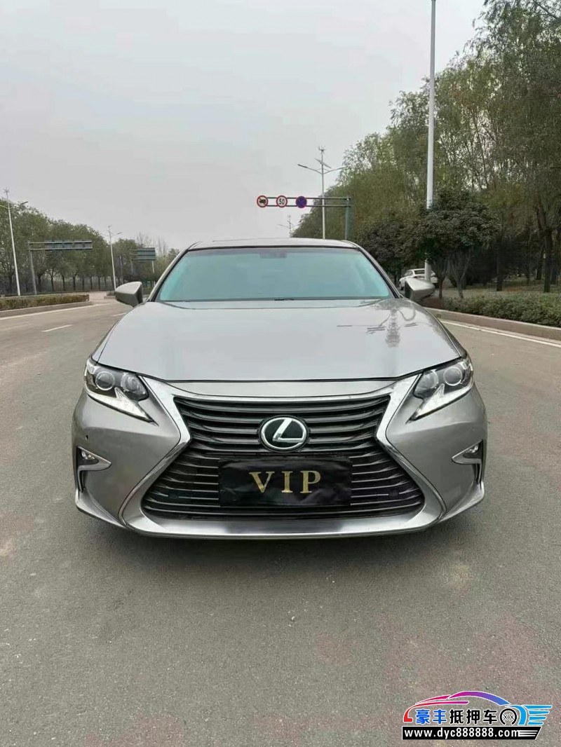 16年雷克萨斯ES轿车抵押车出售