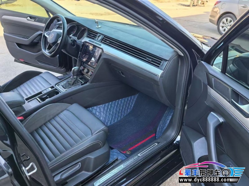 22年大众迈腾轿车抵押车出售