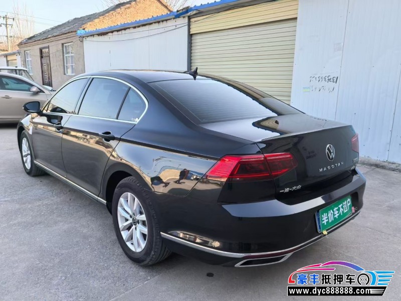 22年大众迈腾轿车抵押车出售