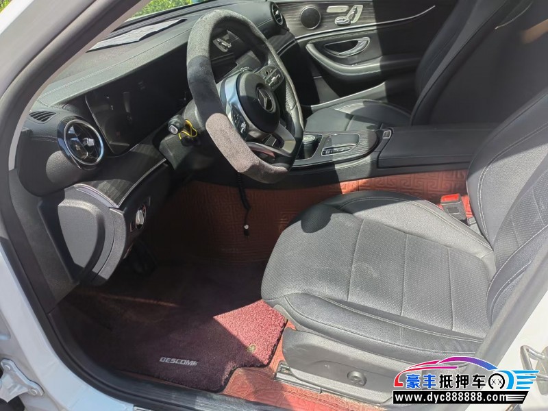 20年奔驰E轿车抵押车出售