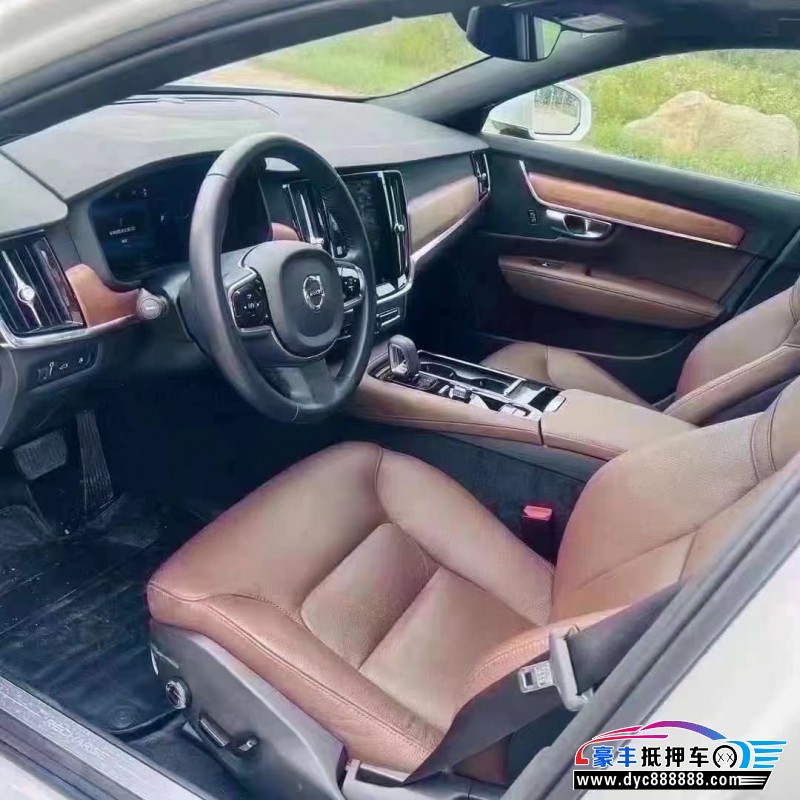 21年沃尔沃S90轿车抵押车出售