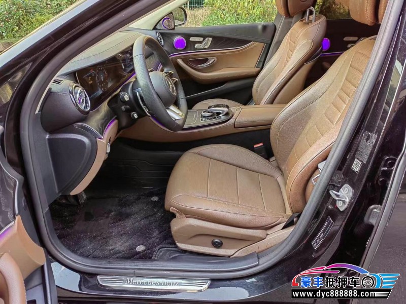 18年奔驰E轿车抵押车出售