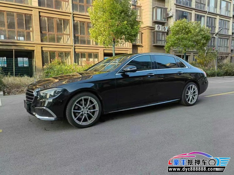 18年奔驰E轿车抵押车出售