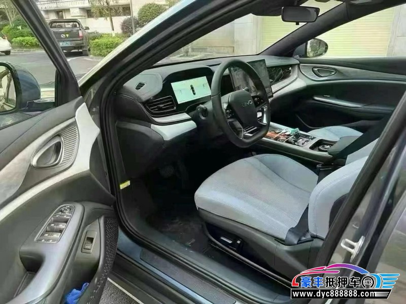 24年比亚迪海豹轿车抵押车出售