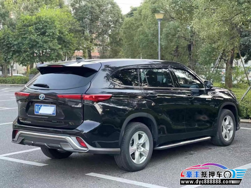 22年丰田汉兰达轿车抵押车出售