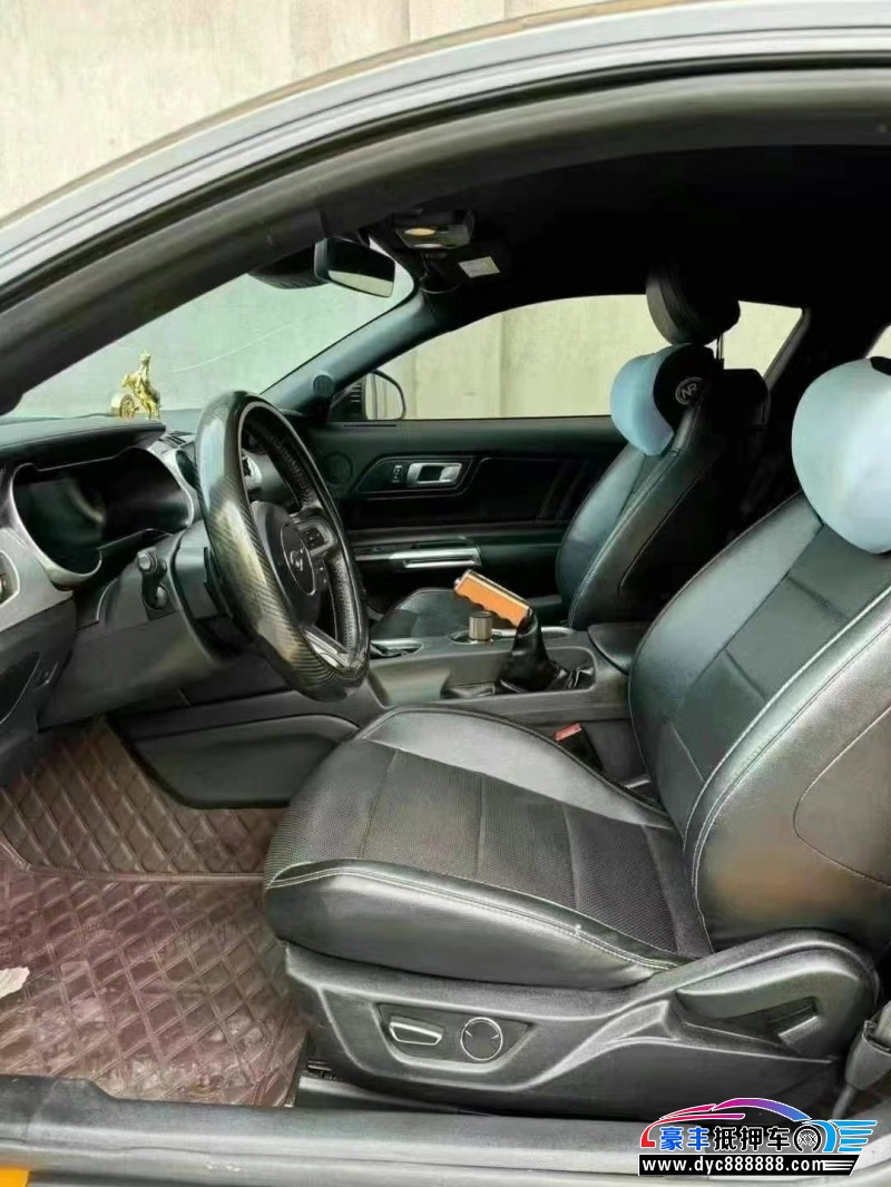 19年福特野马轿车抵押车出售