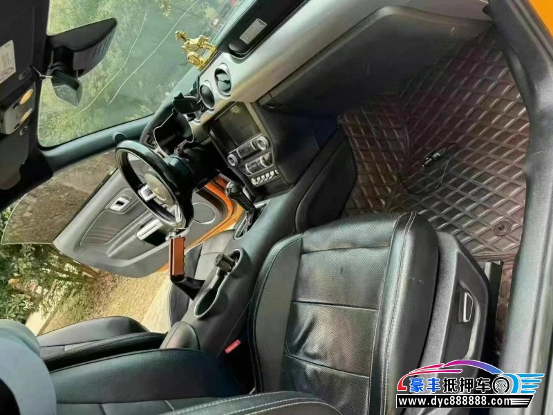 19年福特野马轿车抵押车出售