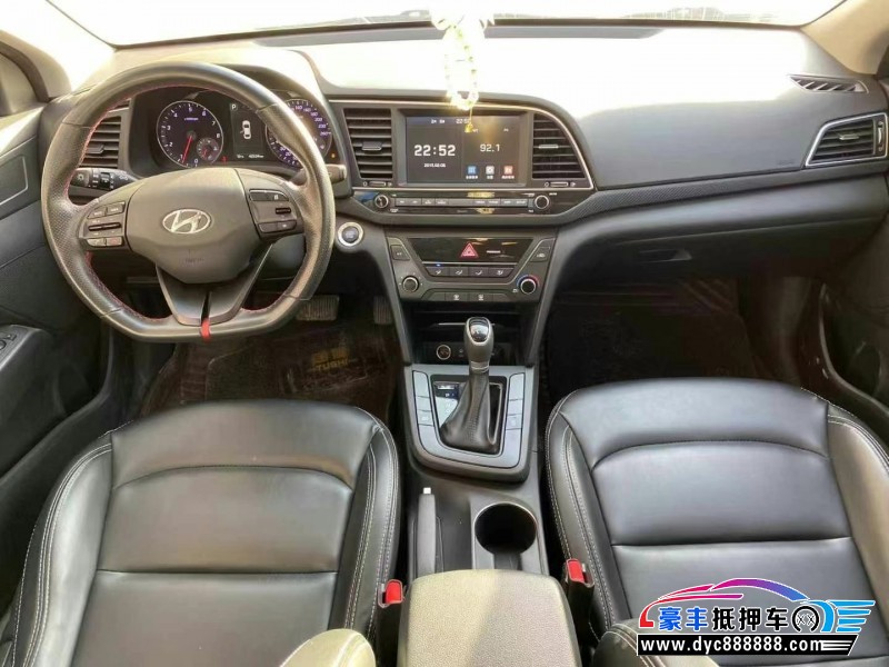 19年现代领动轿车抵押车出售