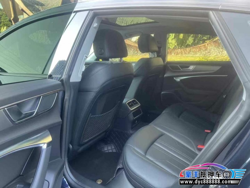 22年奥迪A7轿车抵押车出售