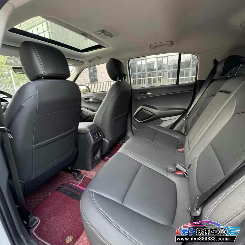 22年现代ix35轿车抵押车出售