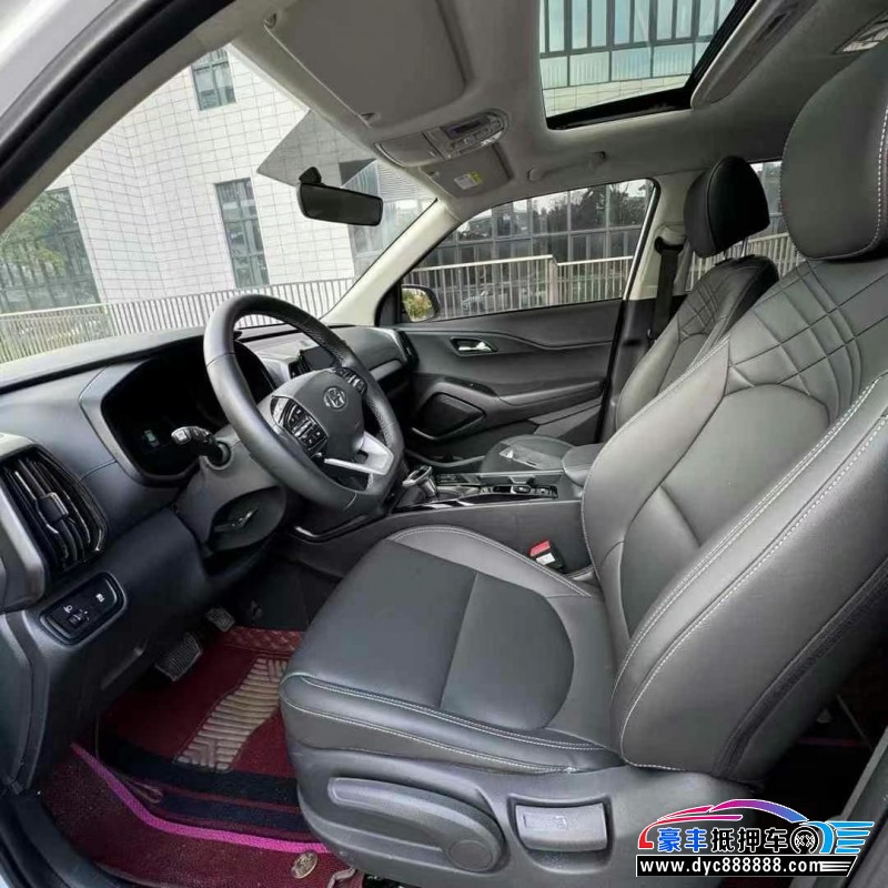 22年现代ix35轿车抵押车出售