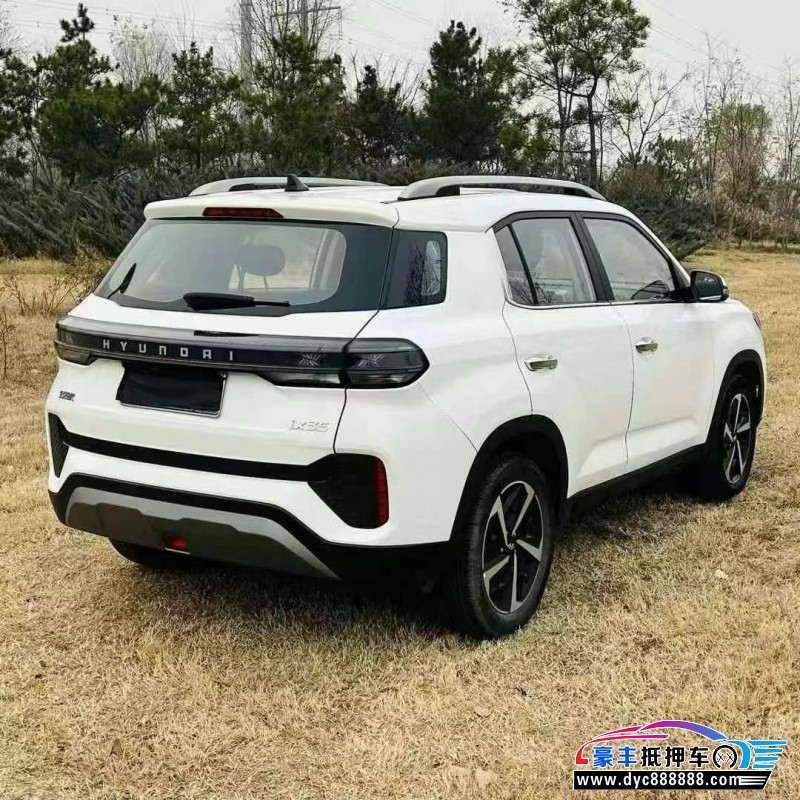 21年现代ix35轿车抵押车出售