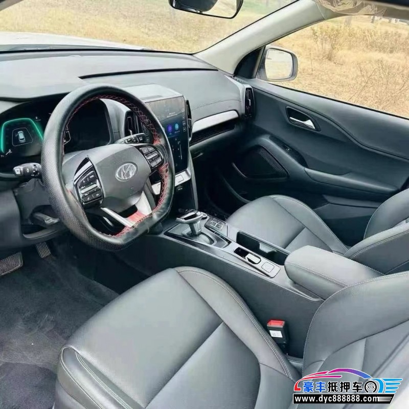 21年现代ix35轿车抵押车出售