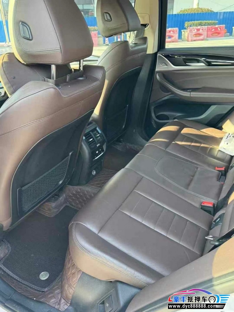 18年宝马X3轿车抵押车出售