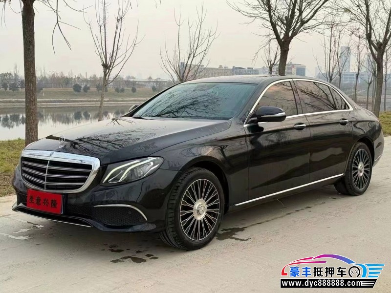 17年奔驰E轿车抵押车出售