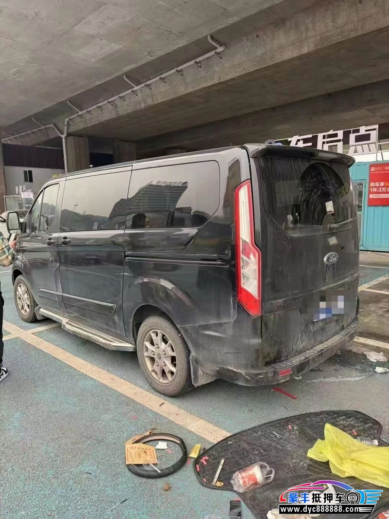 16年福特途睿欧轿车抵押车出售