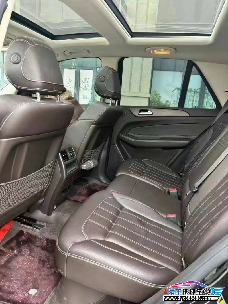 18年奔驰GLE轿车抵押车出售