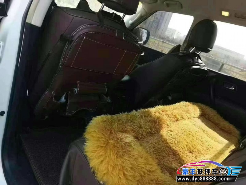 18年日产途乐轿车抵押车出售