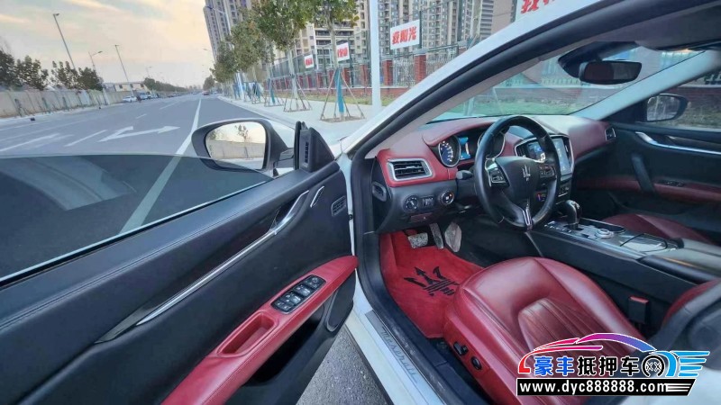 17年玛莎拉蒂Ghibli轿车抵押车出售